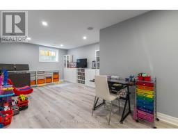 52 ROYAL DORNOCH DRIVE - 38