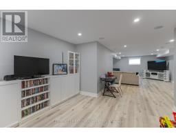 52 ROYAL DORNOCH DRIVE - 39