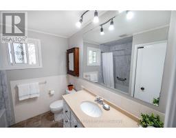 392 VILLAGE GREEN AVENUE - 19