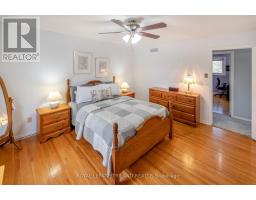 392 VILLAGE GREEN AVENUE - 22