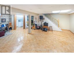 392 VILLAGE GREEN AVENUE - 33