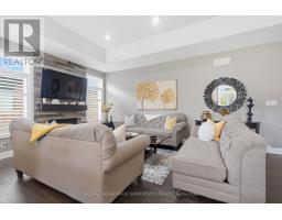 23 MAYAPPLE CRESCENT - 21