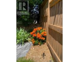 23 MAYAPPLE CRESCENT - 48