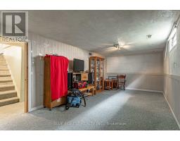 7 RAVEN AVENUE - 16