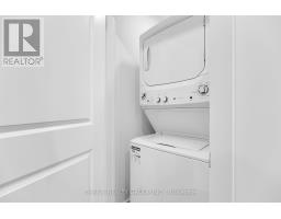 72 - 1595 CAPRI CRESCENT - 13