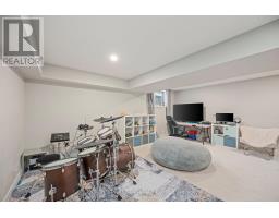 36 - 1375 WHETHERFIELD STREET - 24