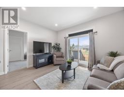 100 ROWE AVENUE - 18