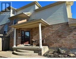 18 BELLROCK CRESCENT - 2