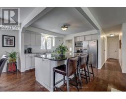 116 DOWNING CRESCENT - 11