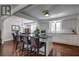 116 DOWNING CRESCENT - 12