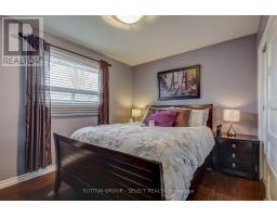 116 DOWNING CRESCENT - 19