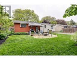 116 DOWNING CRESCENT - 28