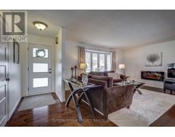 116 DOWNING CRESCENT - 5