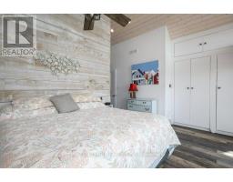 163 MAUD STREET - 26