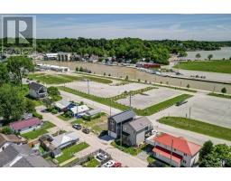 163 MAUD STREET - 32