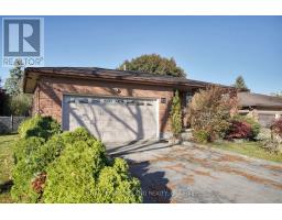 42 APPLEGREEN GROVE - 32