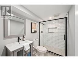 6 BRETON PARK CRESCENT - 21