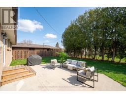 6 BRETON PARK CRESCENT - 24