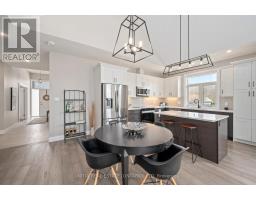 26 - 63 COMPASS TRAIL - 11