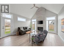 26 - 63 COMPASS TRAIL - 17