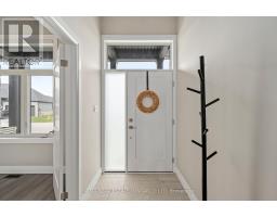 26 - 63 COMPASS TRAIL - 4