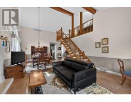 25 - 701 LANSDOWNE AVENUE - 11