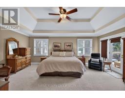 25 - 701 LANSDOWNE AVENUE - 19