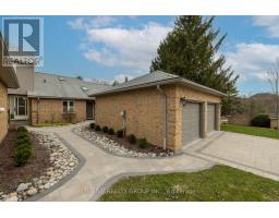 25 - 701 LANSDOWNE AVENUE - 2