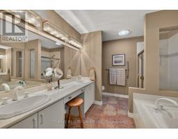 25 - 701 LANSDOWNE AVENUE - 22