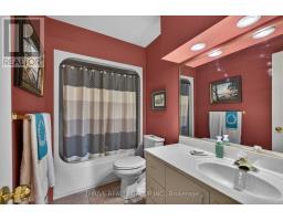 25 - 701 LANSDOWNE AVENUE - 25