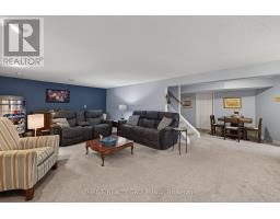 25 - 701 LANSDOWNE AVENUE - 31