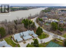 25 - 701 LANSDOWNE AVENUE - 44