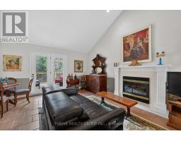 25 - 701 LANSDOWNE AVENUE - 9