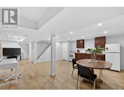 60 WEXFORD AVENUE - 26