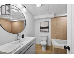 60 WEXFORD AVENUE - 35