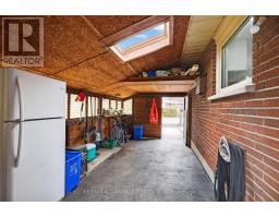 60 WEXFORD AVENUE - 38