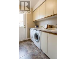 50 PENRITH CRESCENT - 15