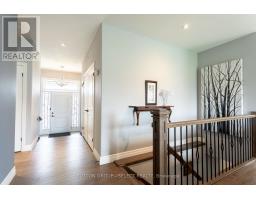 21 AMANDA AVENUE - 11