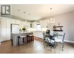 21 AMANDA AVENUE - 16