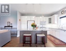 21 AMANDA AVENUE - 17