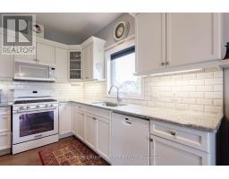 21 AMANDA AVENUE - 19