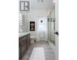 21 AMANDA AVENUE - 29