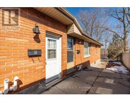 250 GREENWOOD AVENUE - 3