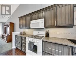 21 - 861 SHELBORNE STREET - 13