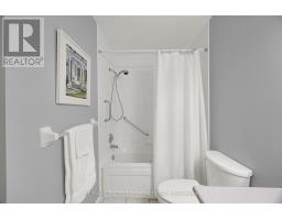 21 - 861 SHELBORNE STREET - 28