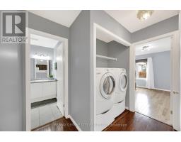 21 - 861 SHELBORNE STREET - 34