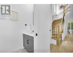 11 - 279 HILL STREET - 18