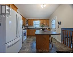 94 QUEEN STREET - 11