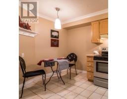 904 - 695 RICHMOND STREET - 10