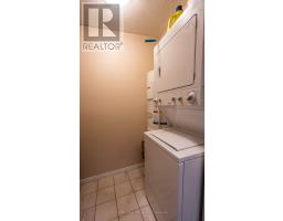 904 - 695 RICHMOND STREET - 17